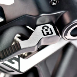 TRP Kit G-SPEC DH7 Dérailleur + Levier De Vitesse -Abus Promos Boutique TRP DH7 Hall Lock Detail