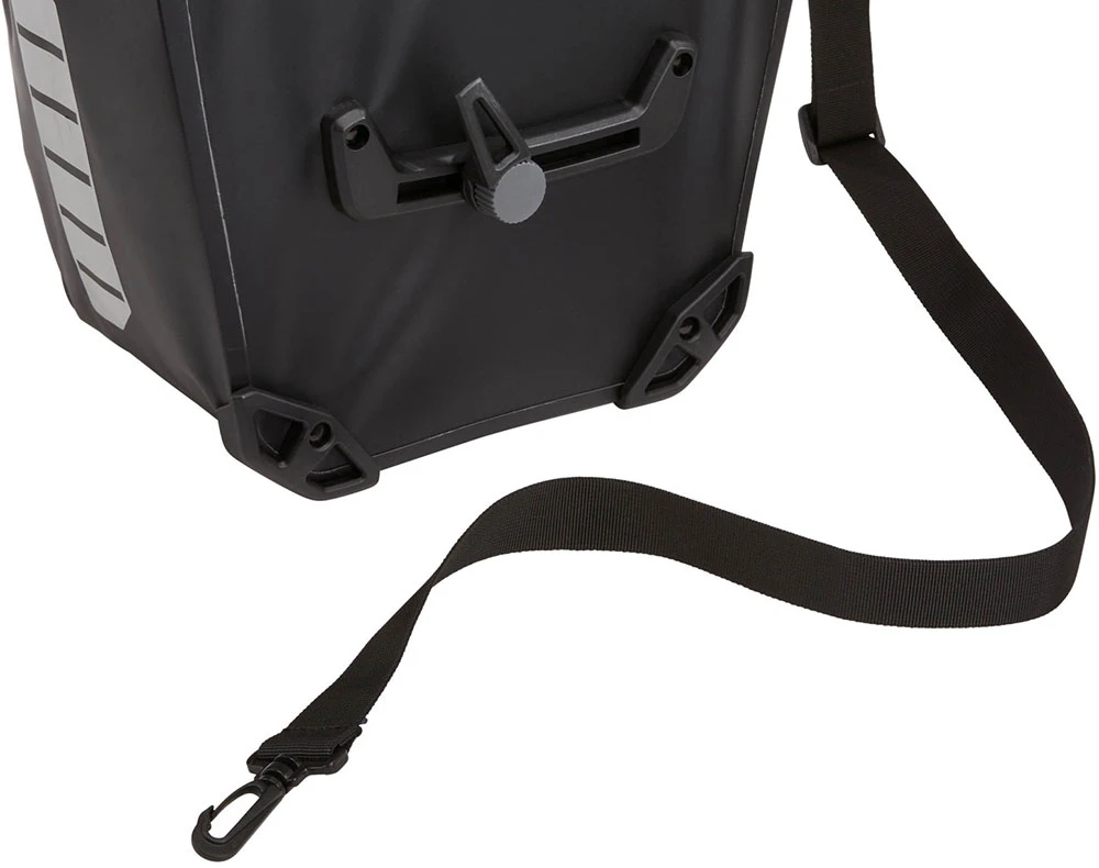 Thule Shield Pannier 25L - Sacoches Pour Vélo 6 Thule Shield Pannier 25L - Sacoches Pour Vélo – Image 6
